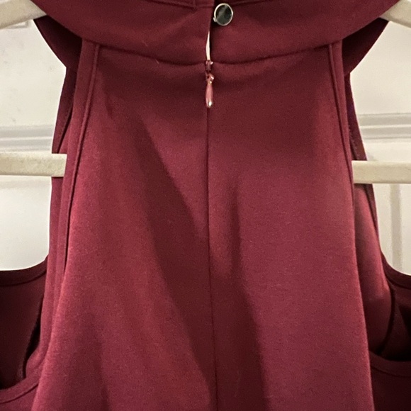 EUC formal, high-low body con, ruffle hem midi dress - Picture 2 of 3